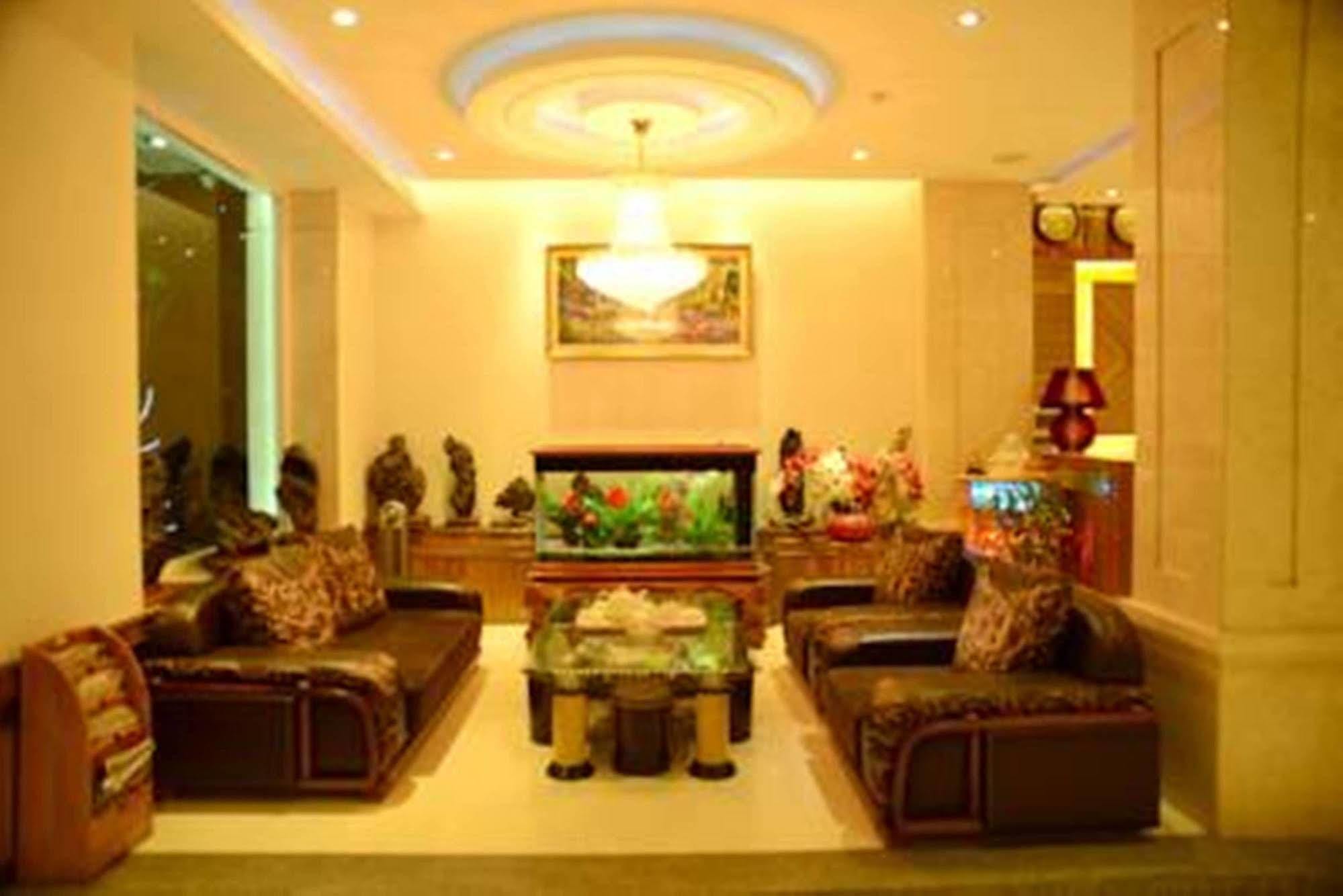Red Diamond Hotel Дананг Екстериор снимка